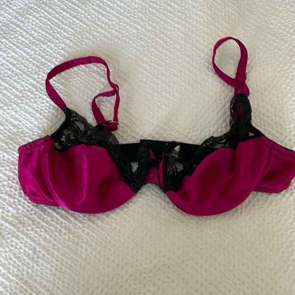 Victoria's Secret Other - EUC Vintage Victorias Secret Satin and Lace Gold Label 90’s pink/black b…